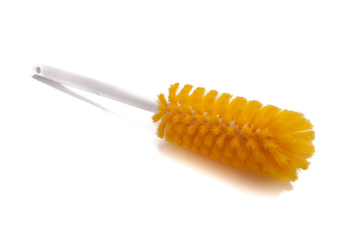 Fitting Brush Yellow Nylon 16 OAL 2 3/4 OD | 9875Y Fitting Brush Yellow Nylon 16 OAL 2 3/4 OD | 9875Y
