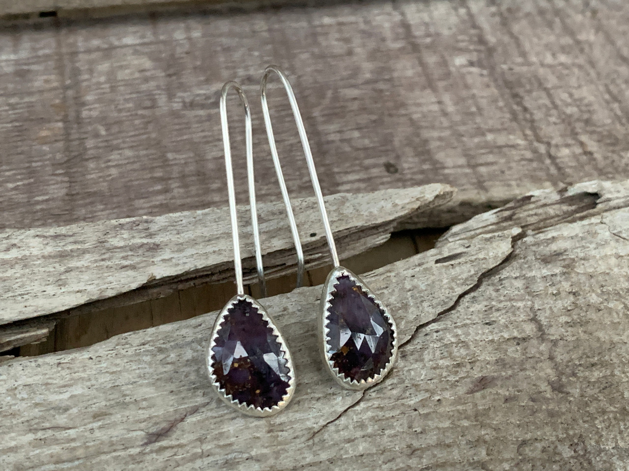 Dark purple bridal hair comb and earrings Weding jewelry set