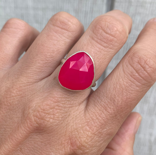 Free Form Geometric Faceted Hot Pink Chalcedony Sterling Silver Ring Size 7.5-8