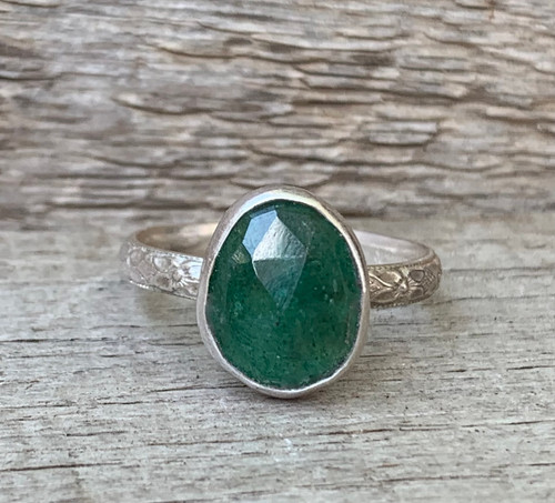 Green Strawberry Quartz Sterling Silver Ring with Floral Ring Band 8.5-9.5