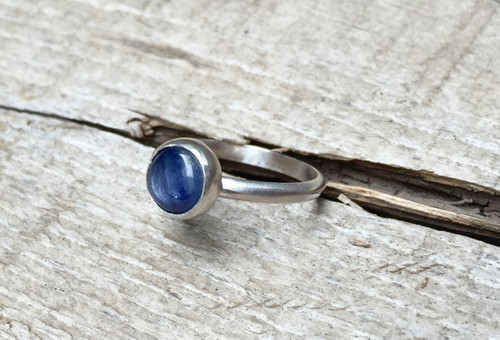 Minimalist Elegant Blue Pearlized Kyanite 8mm Round Solitaire Sterling Silver Ring | Blue Gemstone Ring | Kyanite Ring | Silver Ring Minimalist Elegant Blue Pearlized Kyanite 8mm Round Solitaire Sterling Silver Ring | Blue Gemstone Ring | Kyanite Ring | Silver Ring
