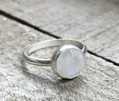 Moonstone Engagement Ring daisy Flower Ring Twig Ring Moonstone Jewelry  Moonstone Ring Alternative Engagement Ring - Etsy | Sterling silver rainbow  moonstone ring, Rainbow moonstone engagement ring, Moonstone engagement