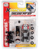 Auto World X-Traction deluxe pit kit with 2005 Ford GT silver body
