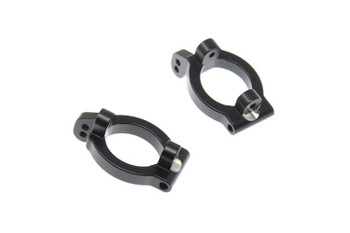 The Redcat Racing 705010 aluminum C-hubs are upgrade parts for the Dukono, Dukono PRO, CAMO TT and CAMO X4 1/10 RC vehicles. The Redcat Racing 705010 aluminum C-hubs are upgrade parts for the Dukono, Dukono PRO, CAMO TT and CAMO X4 1/10 RC vehicles.