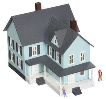 Model Power Grandma's new house HO scale built up building 779 Model Power Grandma's new house HO scale built up building 779