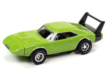 Auto World X-Traction 1969 Dodge Charger Daytona green HO slot car