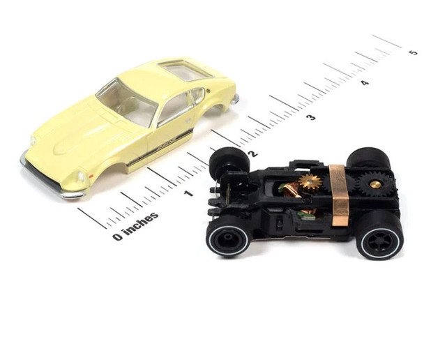 Auto World X-Traction 1973 Datsun 240Z yellow HO slot car body & chassis