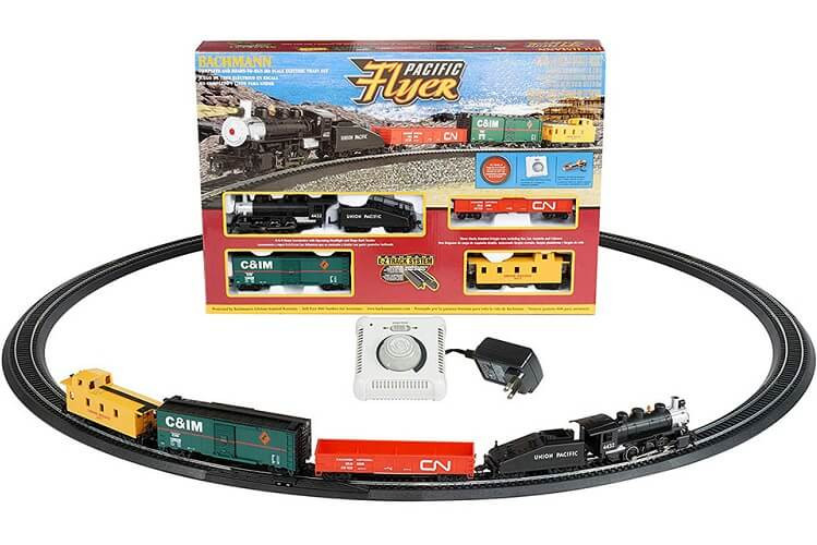 Bachmann Pacific Flyer HO Train Set - BRS Hobbies