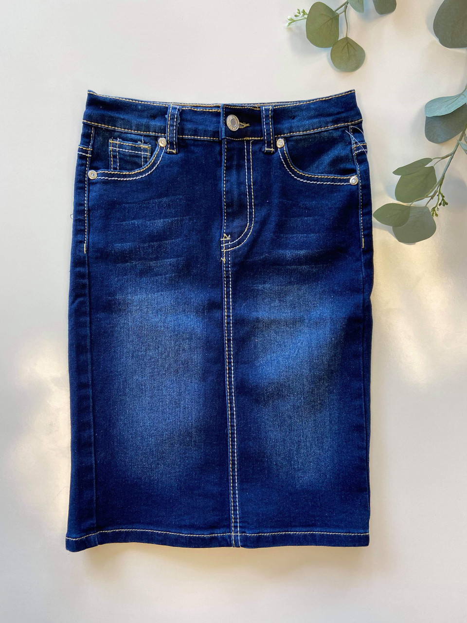 Vibrant Denim Women's Rhinestone Star Medium Wash Mid Length Denim Skirt |  Boot Barn