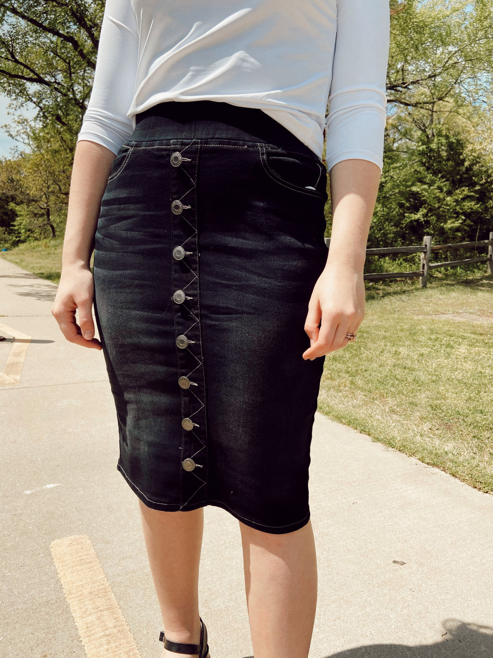 ONLY ONLDAISY YOKE ZIP SKIRT - Denim skirt - washed black/black denim -  Zalando.de