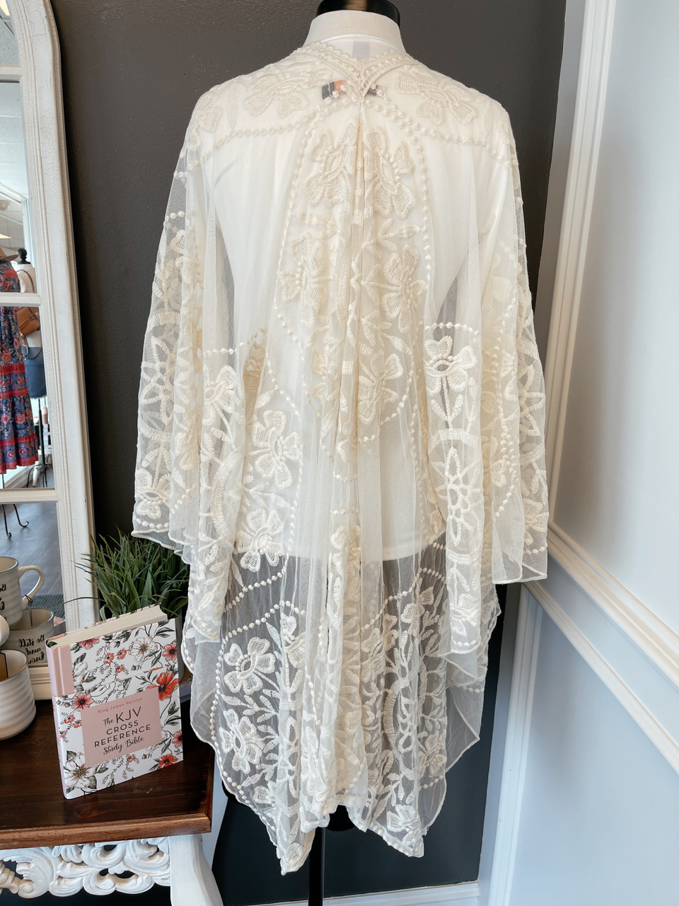 Lace Kimono *Cream* The Klassy Girl Boutique