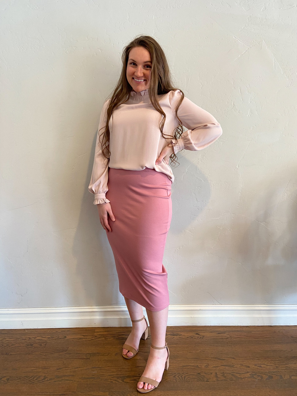 Dusty pink clearance skirt outfit