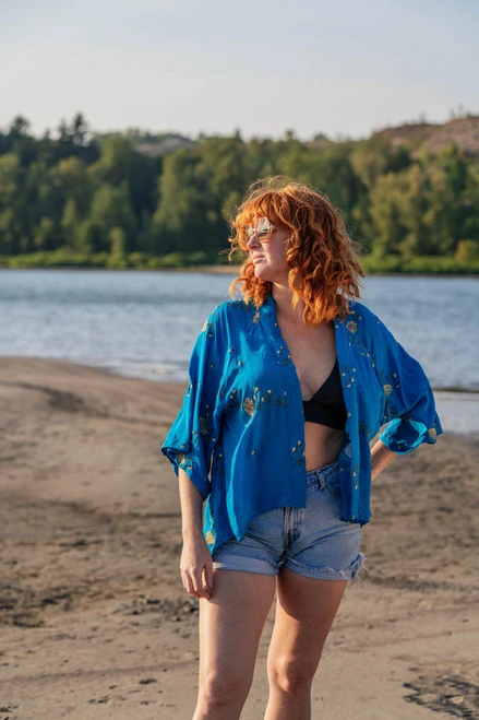 ASHKA Crepe Silk Sequin Kimono Shrug in Diamond Lake