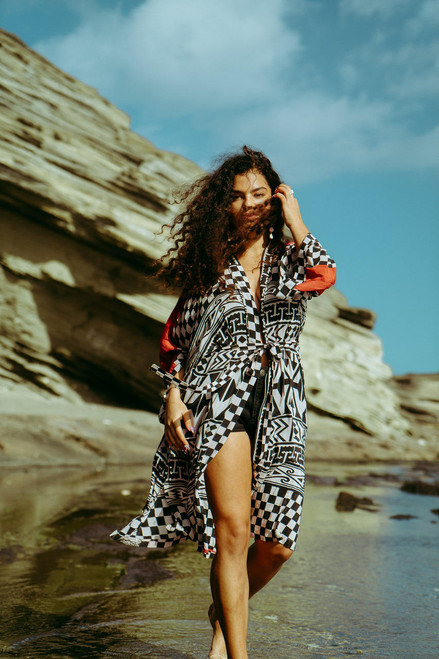 VENUS Chiffon Silk Wrap Top in Golden Floral (onesize VENUS Chiffon Silk Wrap Top in Golden Floral (onesize