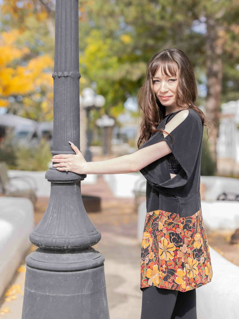 SATYA Oversize Bohemian Chic Drop Shoulder Silk Tunic Blouse in Obsidian Floral SATYA Oversize Bohemian Chic Drop Shoulder Silk Tunic Blouse in Obsidian Floral