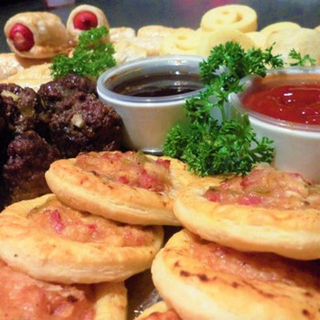 The hardest thing with our Kids Platters is stopping the adults from eating them! The hardest thing with our Kids Platters is stopping the adults from eating them!