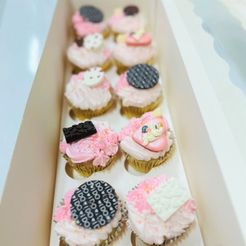 With exiting and fun flavours to match your fun ideas, this gift box is sure to be a winner. With exiting and fun flavours to match your fun ideas, this gift box is sure to be a winner.