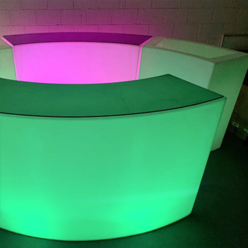 This Illuminated Curved Bar is a great stand alone bar or addition to our straight bar sets. The Curved Ice Wells also included in the image are also an option. This Illuminated Curved Bar is a great stand alone bar or addition to our straight bar sets. The Curved Ice Wells also included in the image are also an option.