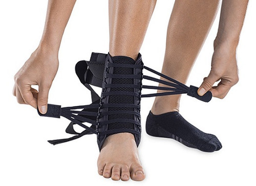 DonJoy Stabilising Speed Pro Ankle Brace -"speed-lacing"
