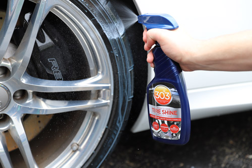 This product is also easy to use! All you have to do is simply apply it evenly to the face of the tire.