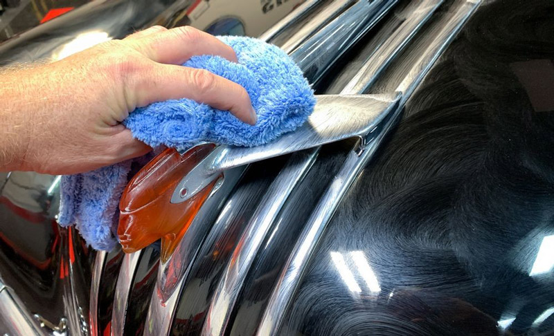 Speed Master microfiber towel buffing away dried on wax.