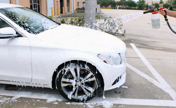 GTECHNIQ's W4 Citrus Foam is a pH Neutral Car Wash Soap that's