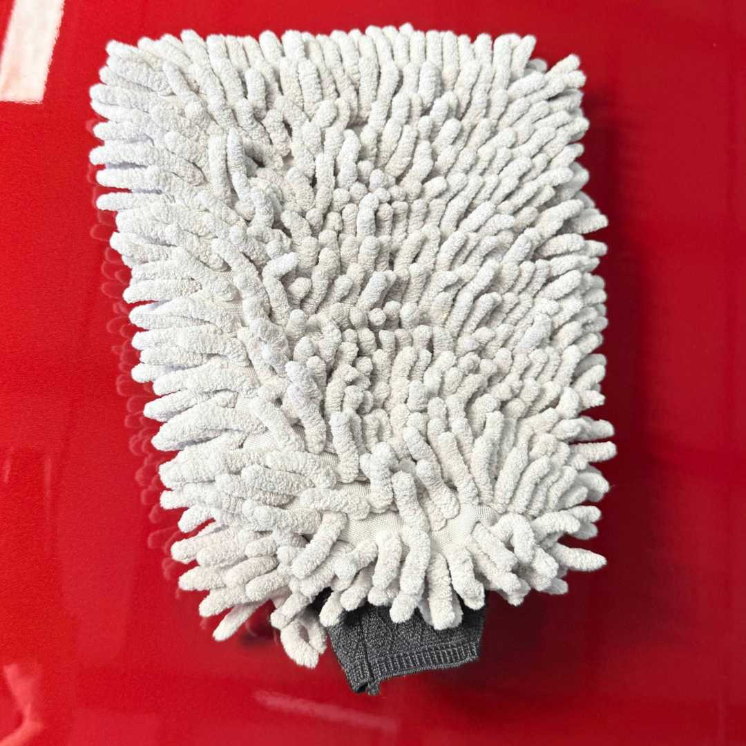 Cobra Supreme Micro-Chenille Wash Mitt | Autogeek.net