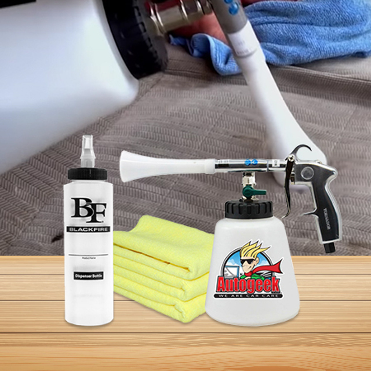 Best Bottles and Sprayers for Auto Detailing 