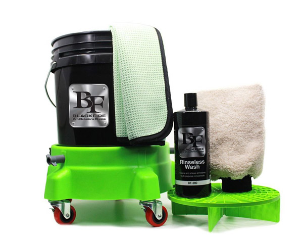 Green Rinseless Wash Bucket Kit