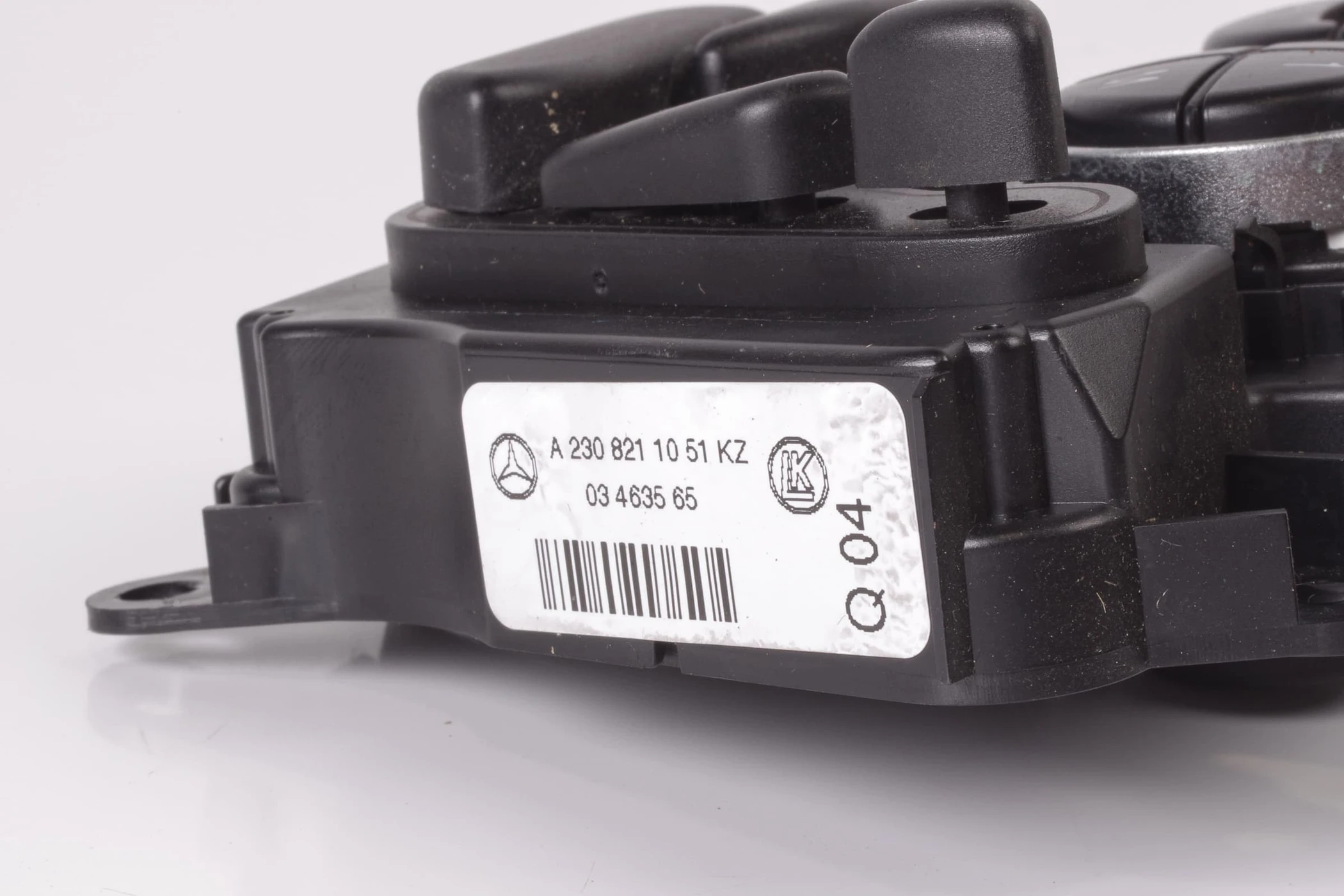 Mercedes 2308211051 Seat Switch - Right | R230 SL