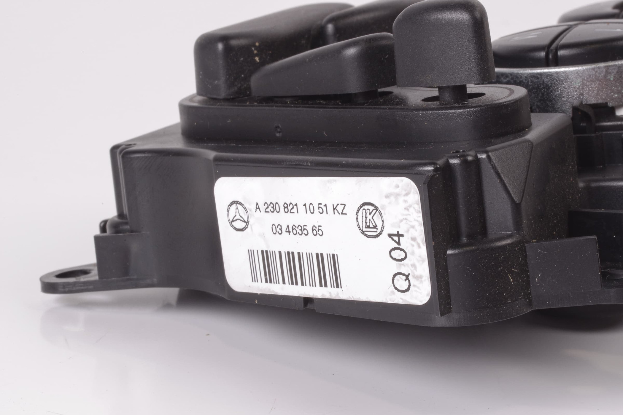 Mercedes 2308211051 Seat Switch - Right | R230 SL