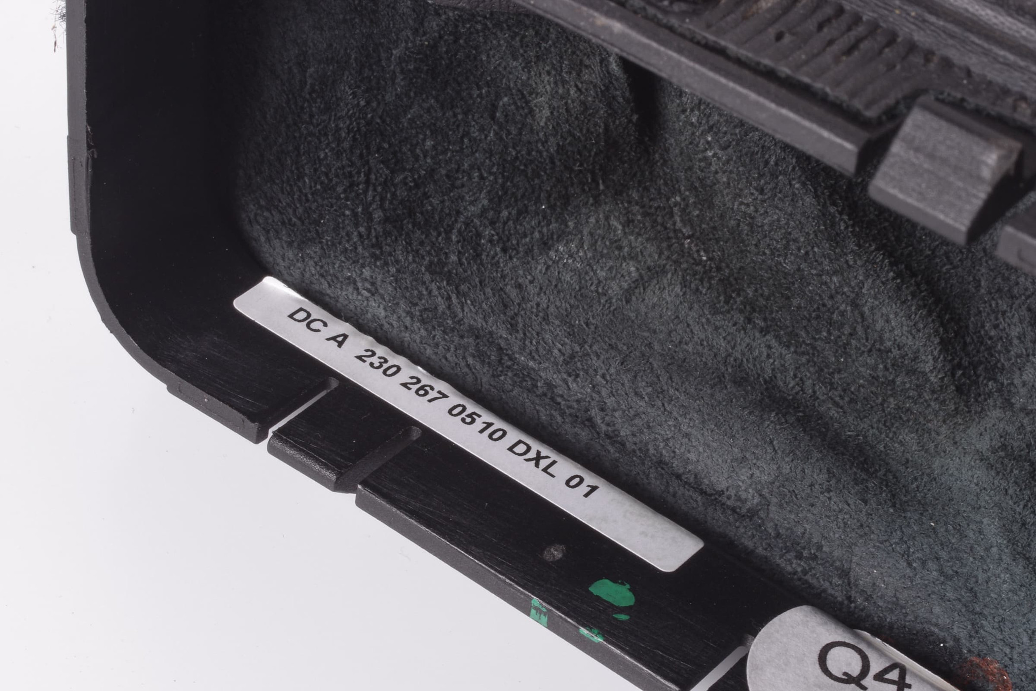 Mercedes 2302670510 Gear Knob - Black (a) | R230 SL