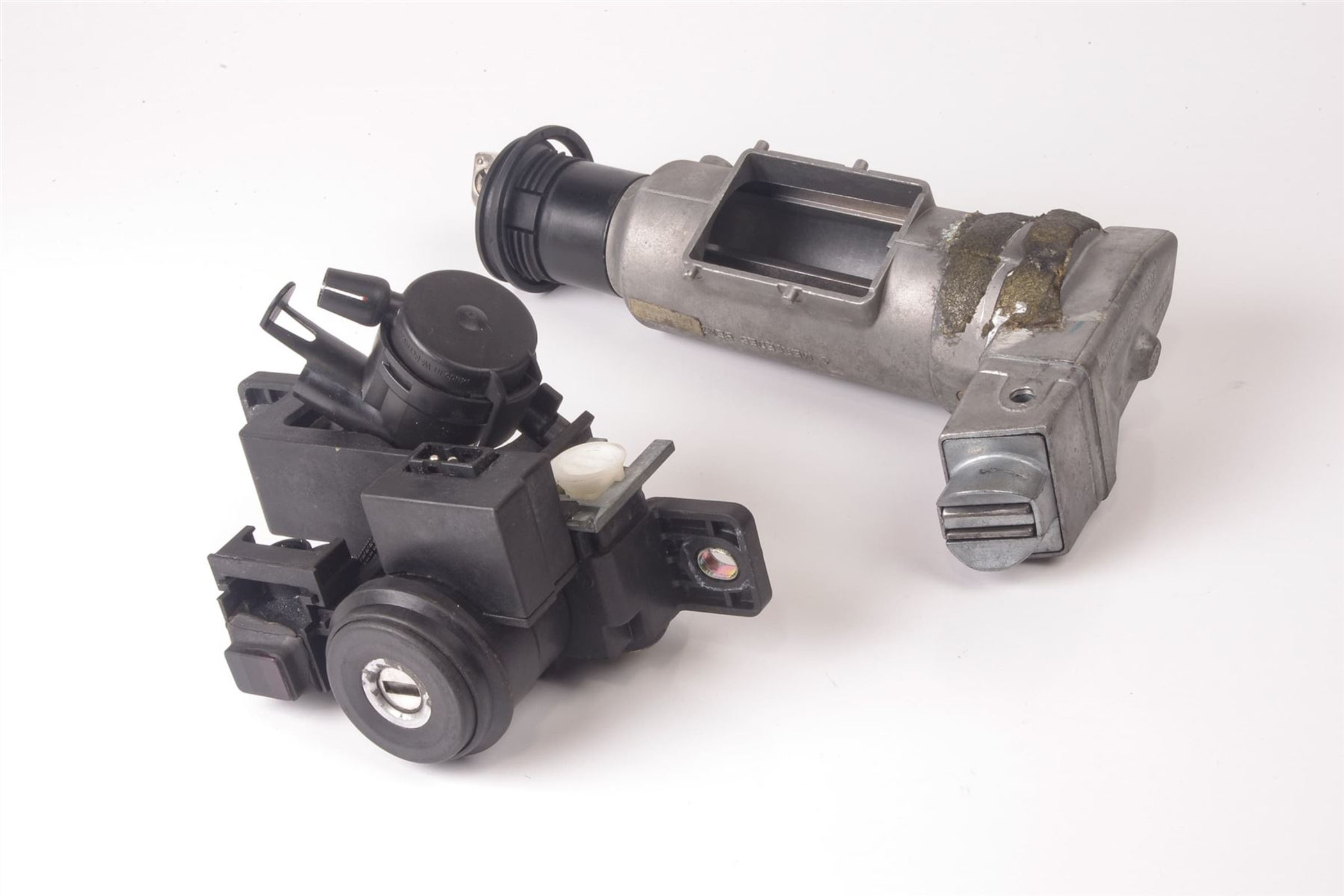 Mercedes 1294600104 Lock Set | R129 SL