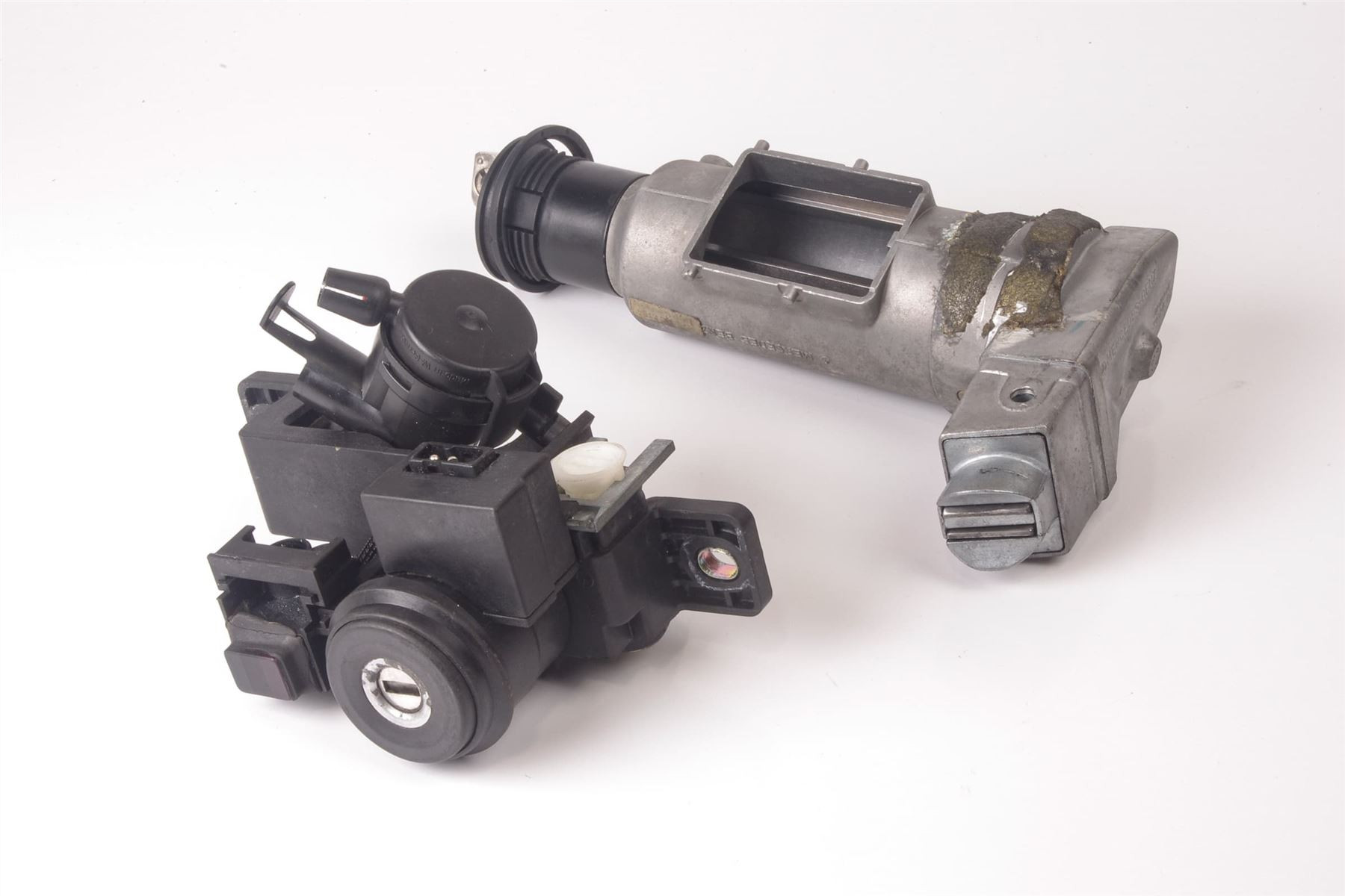 Mercedes 1294600104 Lock Set | R129 SL