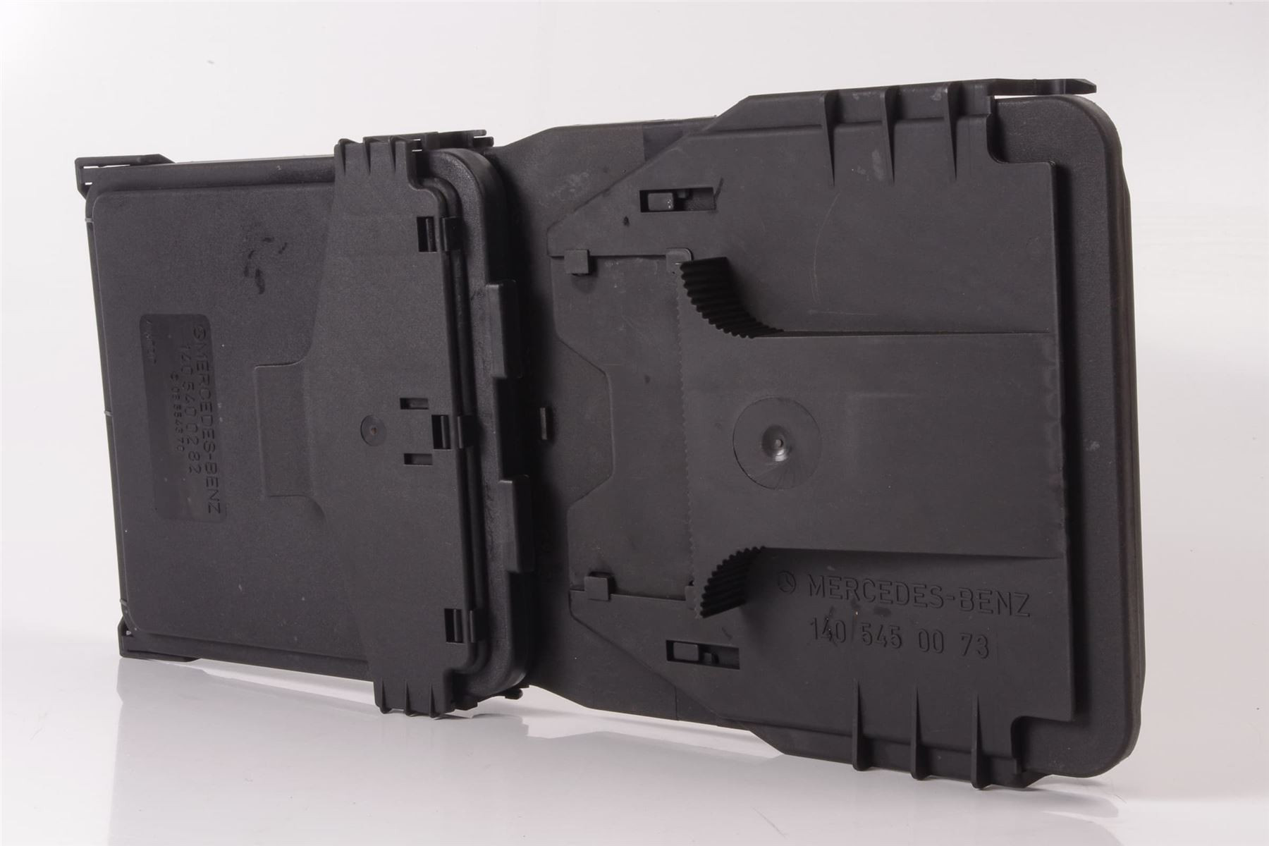 Mercedes 1405400582 Fuse Box Cover (a) | W140 V140 C140 S