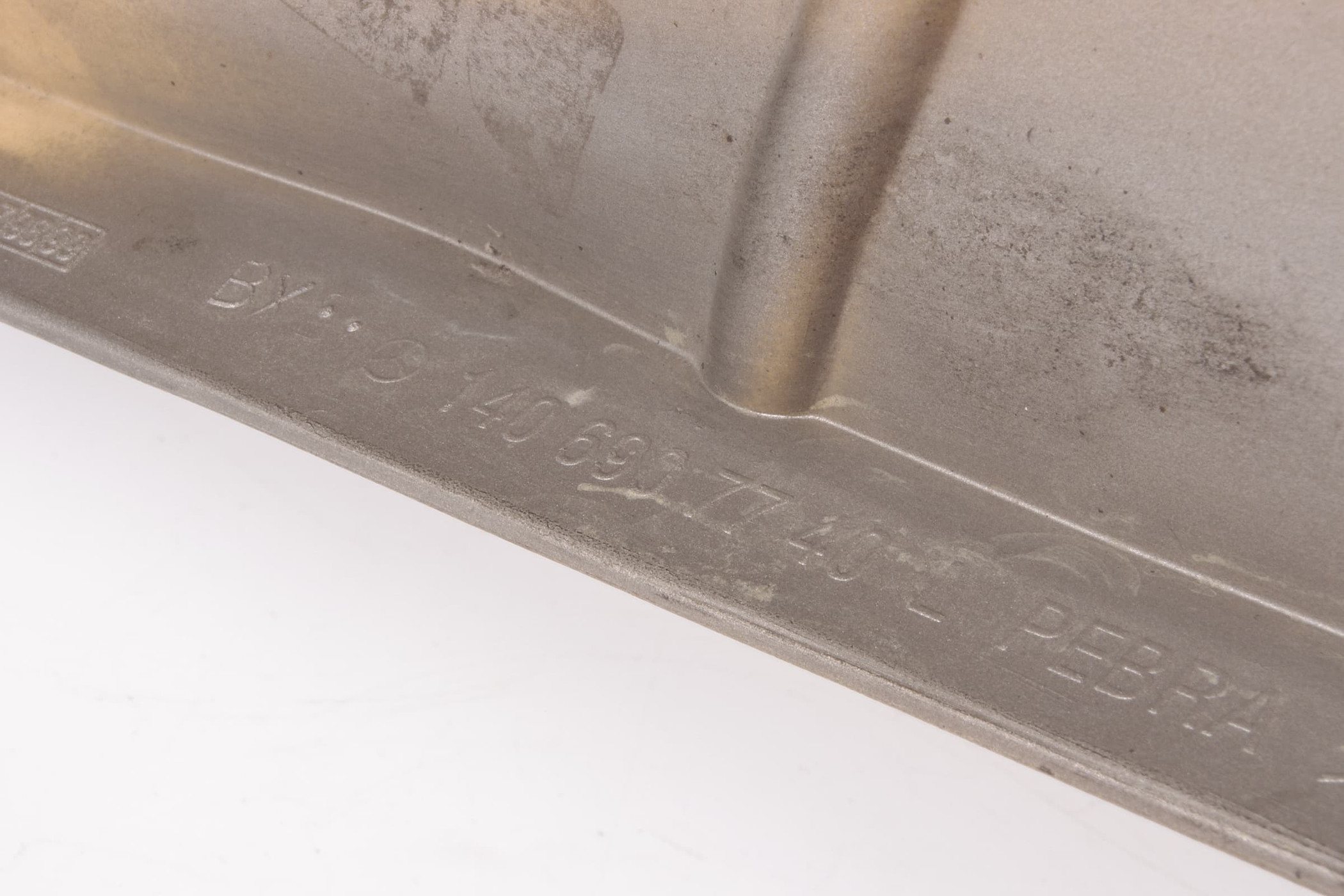 Mercedes 1406907740 Body Wing Panel - Rear Left Grey | W140 V140 S