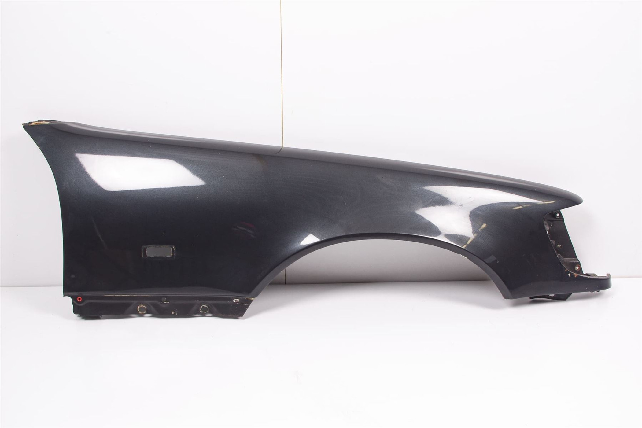 Mercedes 1408800418 Wing - Front Right Grey | W140 V140 S