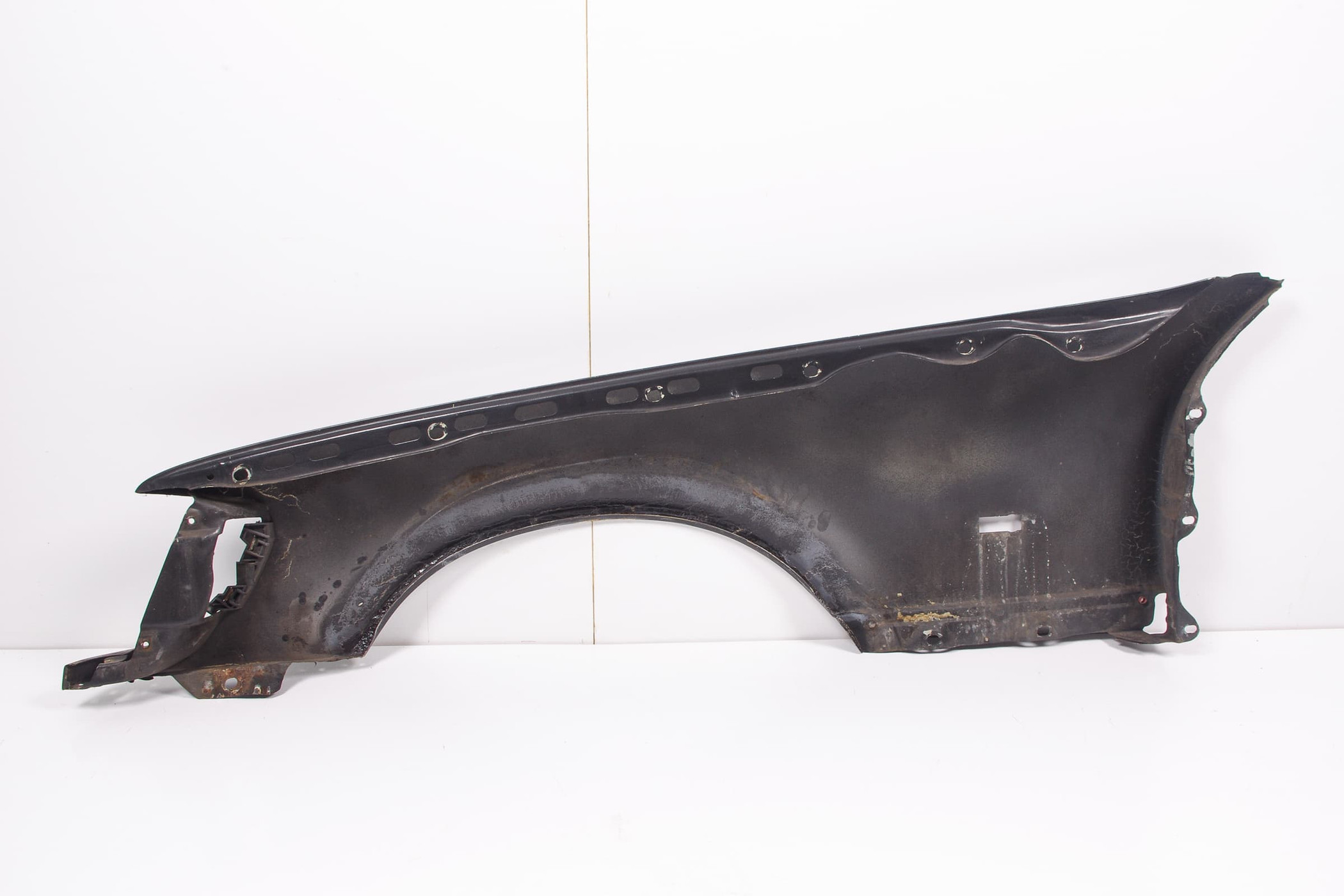 Mercedes 1408800418 Wing - Front Right Grey | W140 V140 S