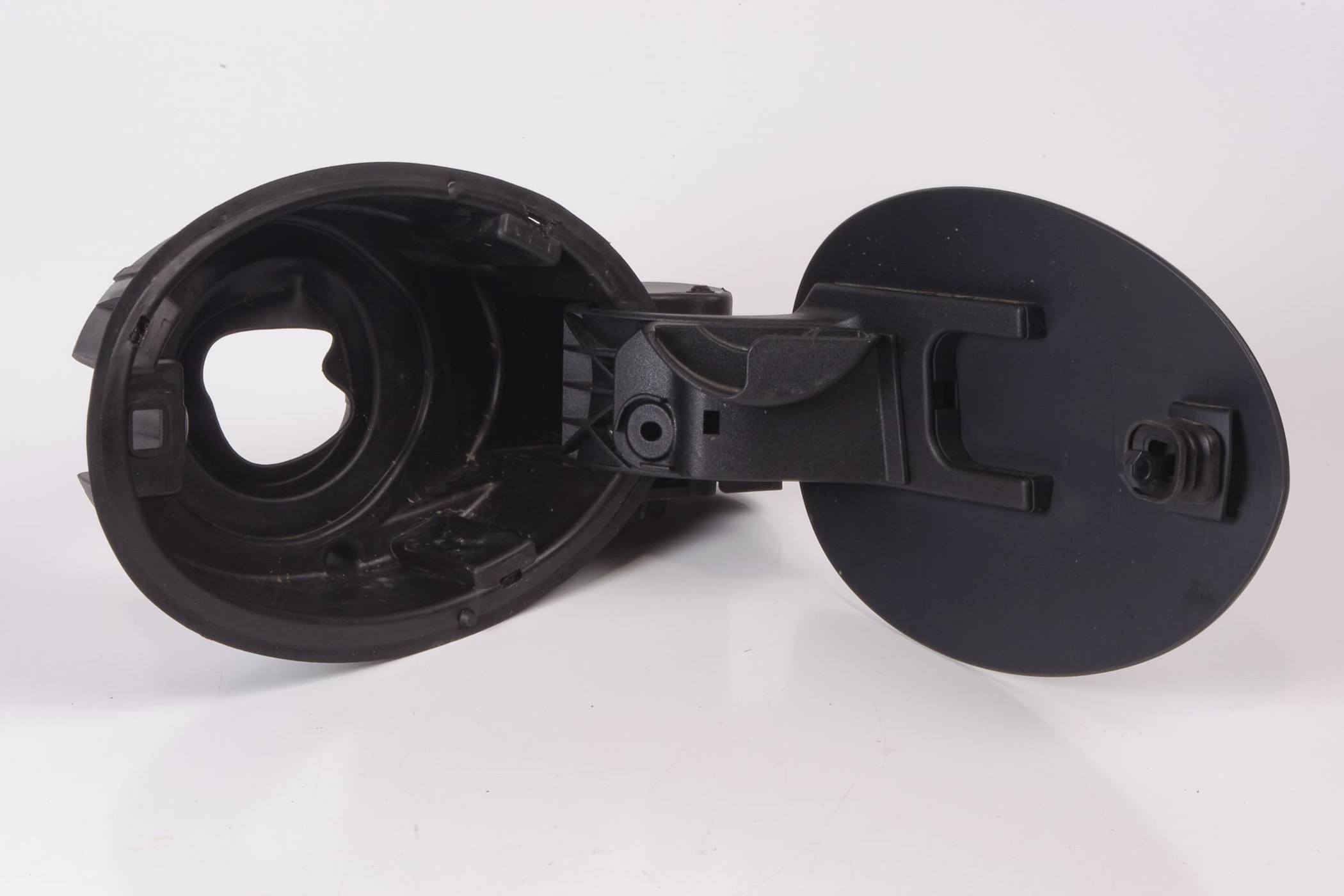 Mercedes 2306300267 Fuel Filler Cap (New Old St.) | R230 SL
