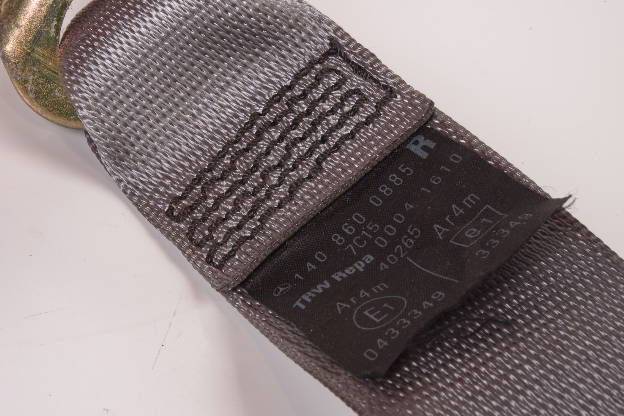 Mercedes 1408600885 Seat Belt - Rear Right Grey | W140 V140 S