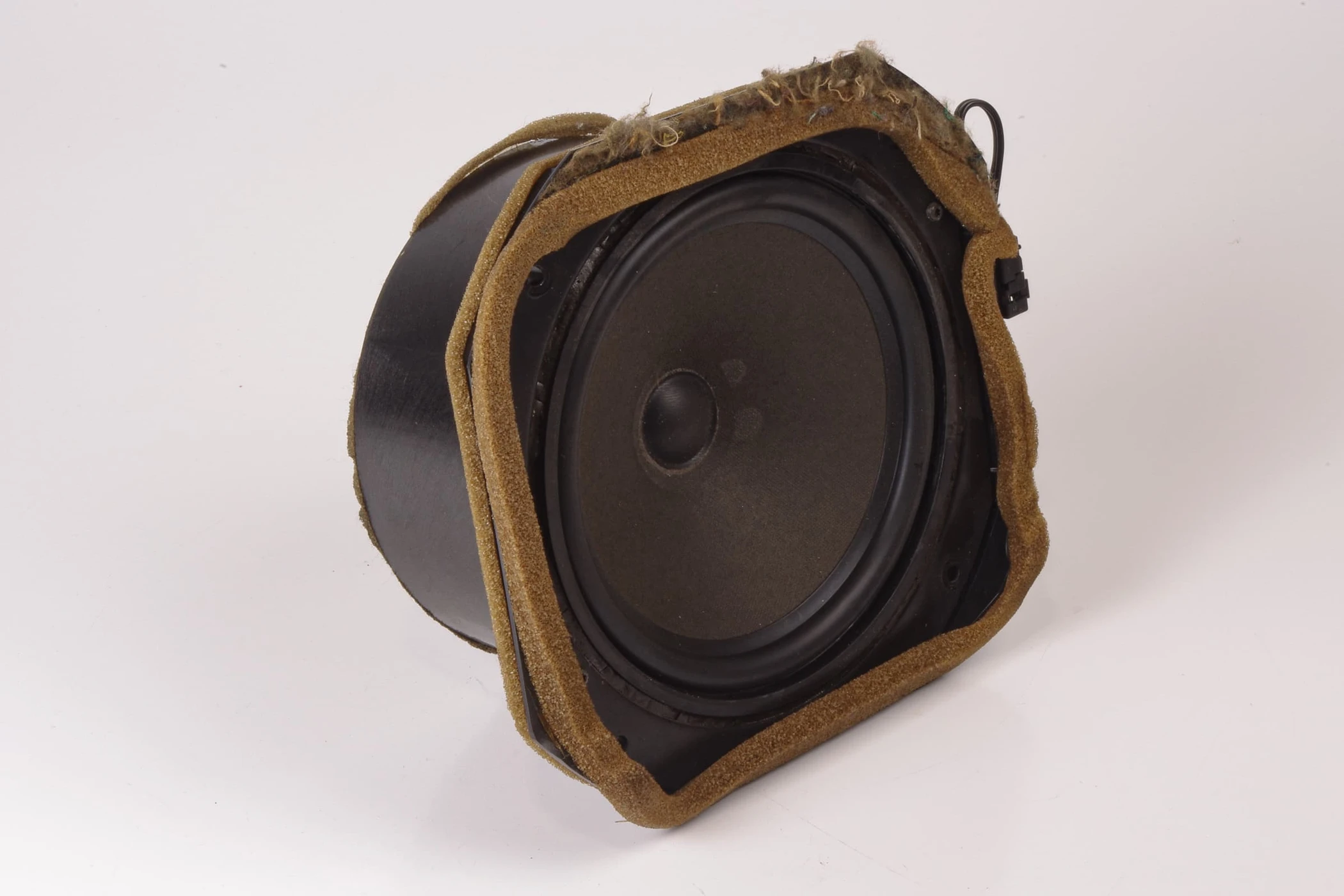 Mercedes 1408203102 Parcel Shelf Speaker - Rear | W140 V140 S