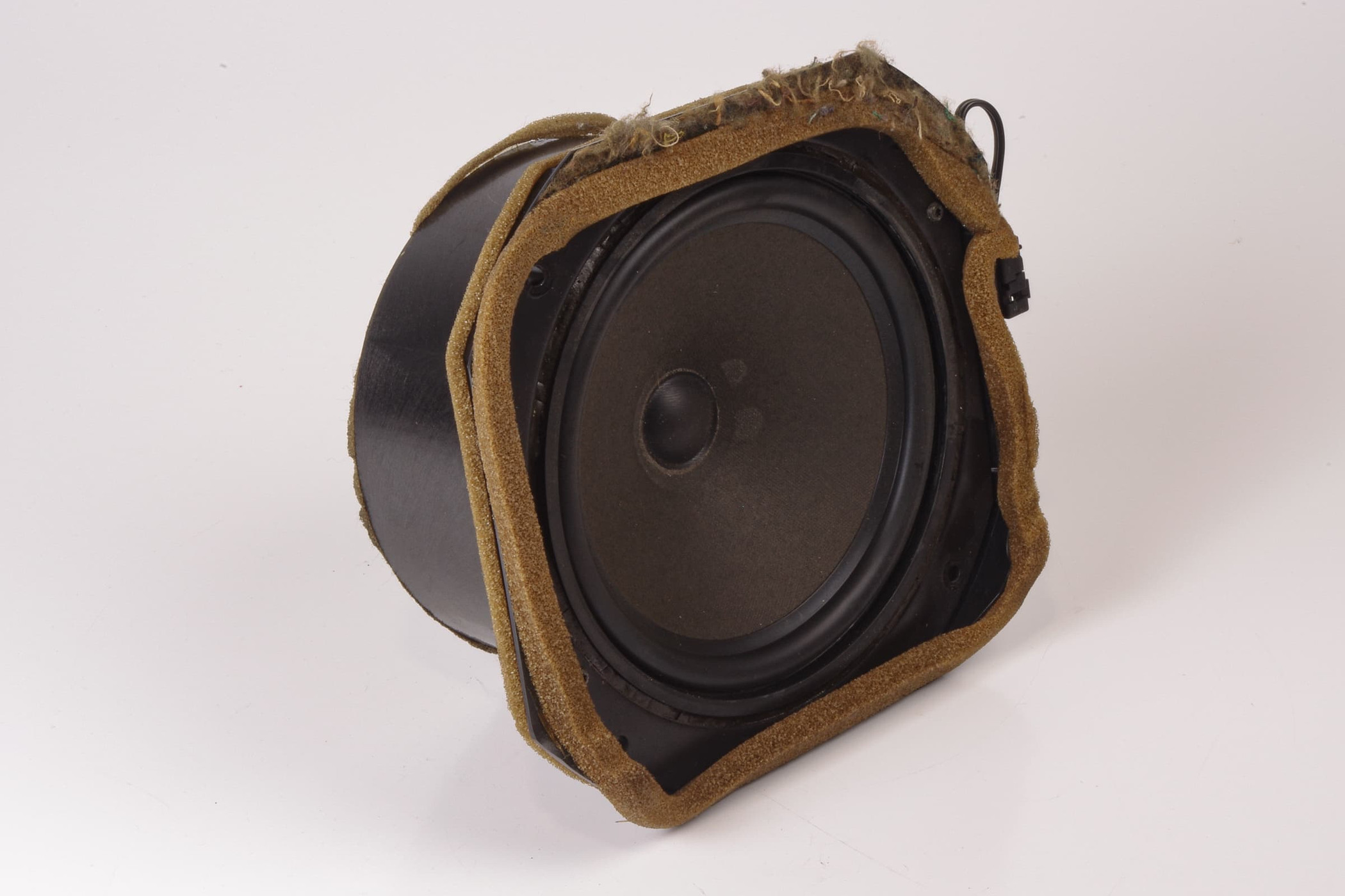 Mercedes 1408203102 Parcel Shelf Speaker - Rear | W140 V140 S