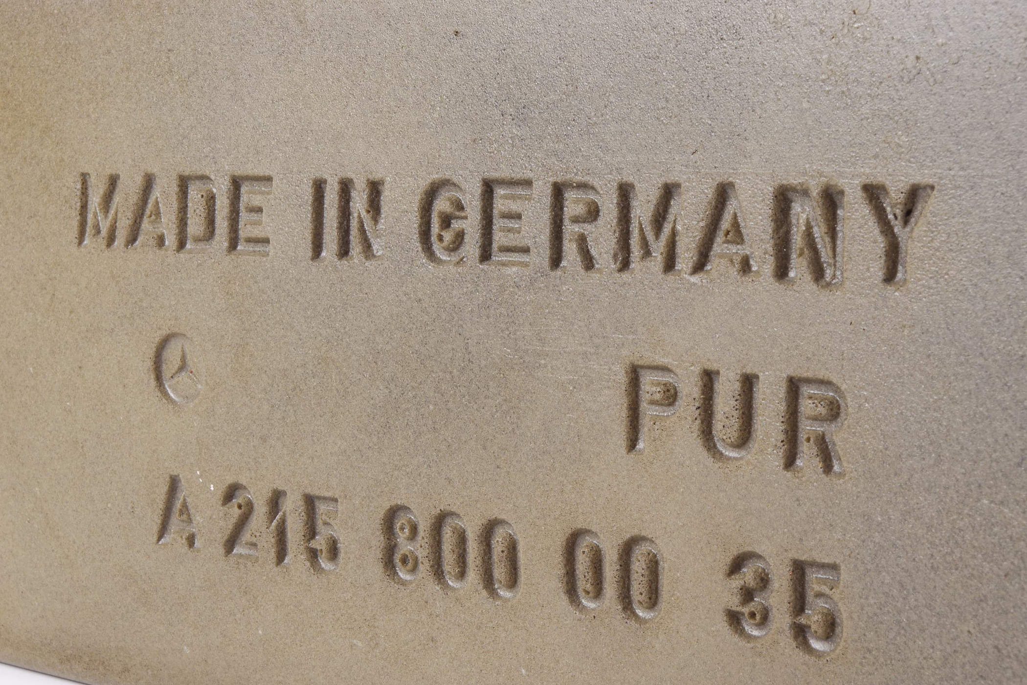 Mercedes 2158000035 Central Locking Pump Cover | C215 CL