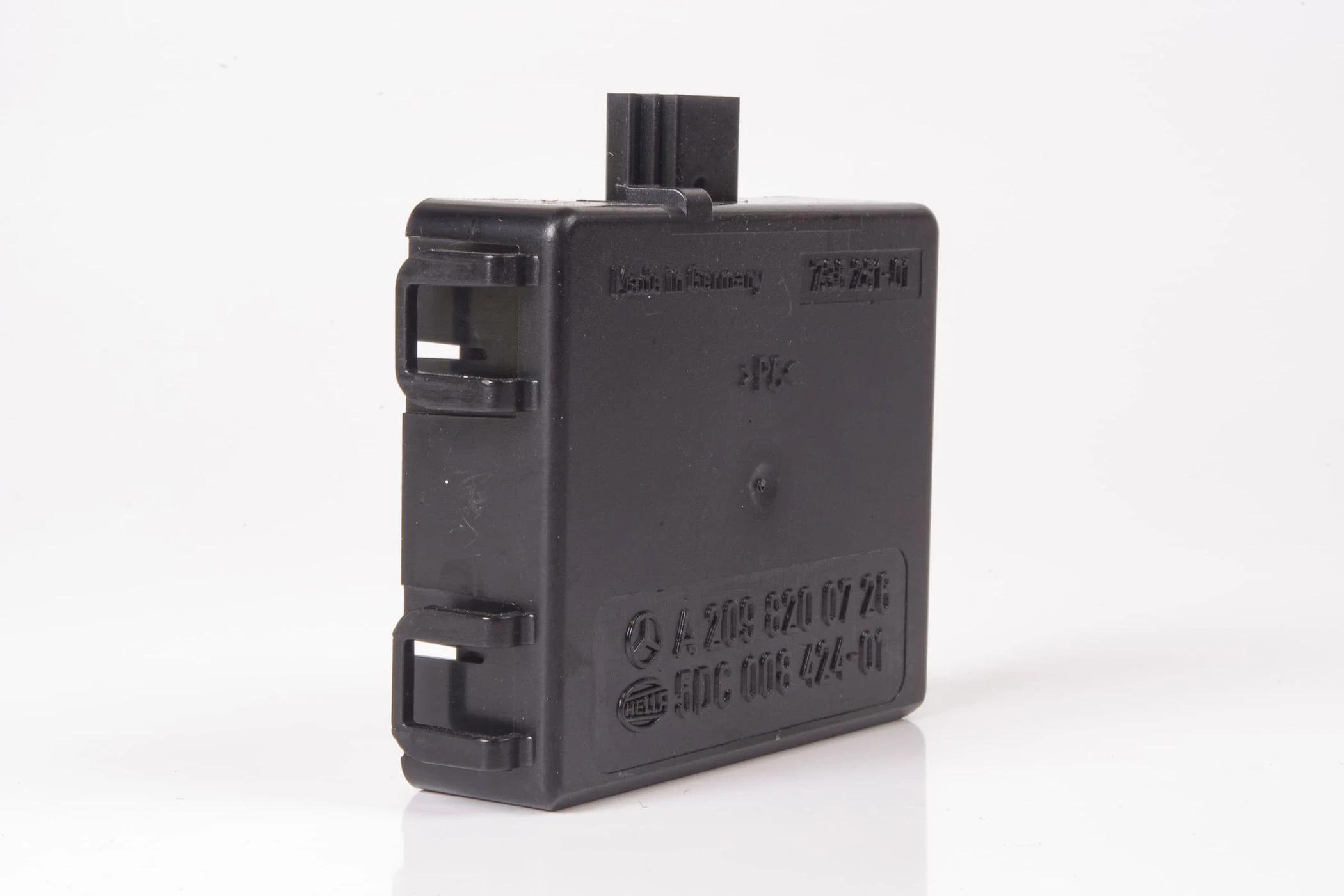 Mercedes 2098200726 Rain Sensor | C209 CLK C215 CL W220 S