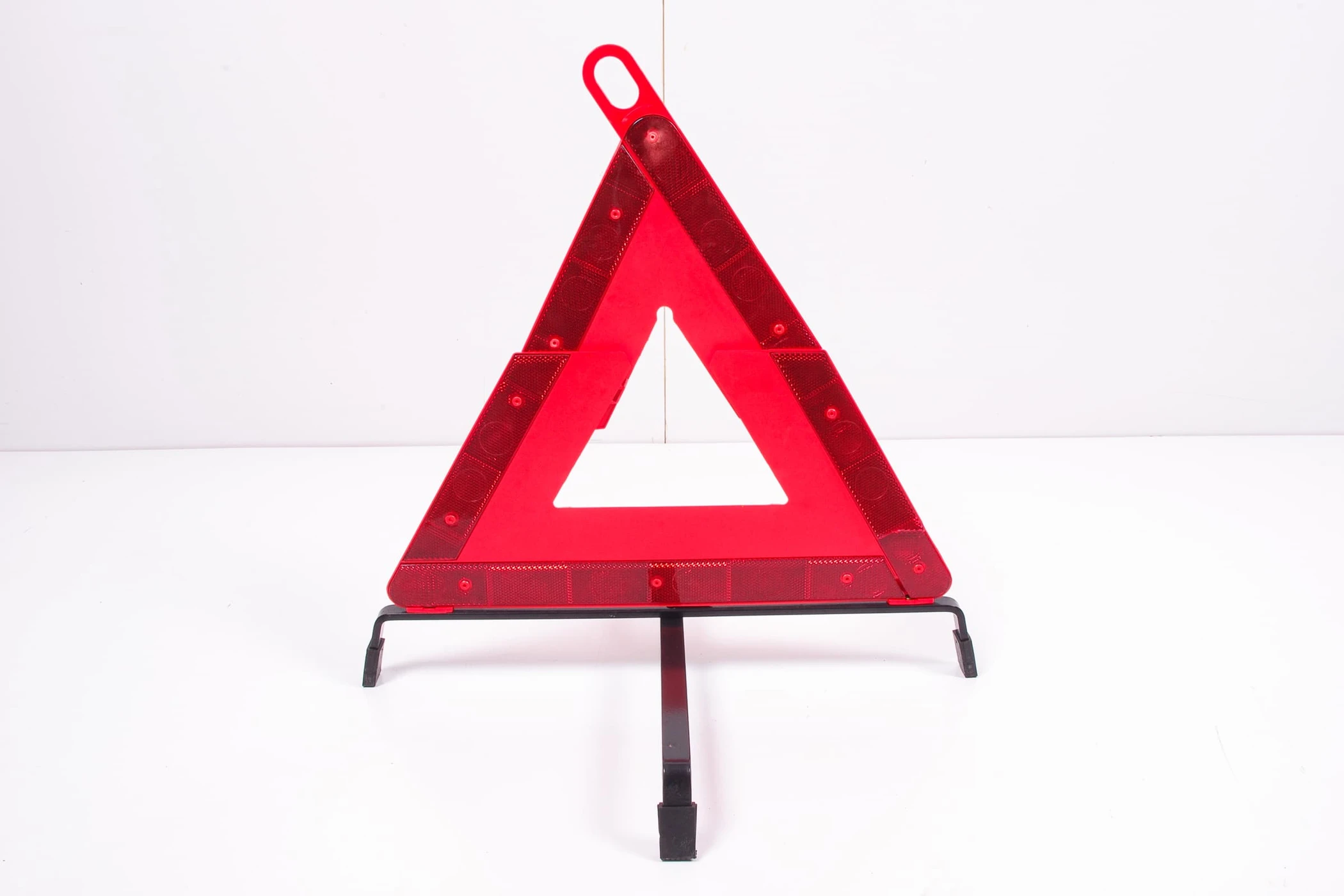 Mercedes 2038900197 Warning Triangle | A124 W210 E W202 W203 C C208 A208 CLK...