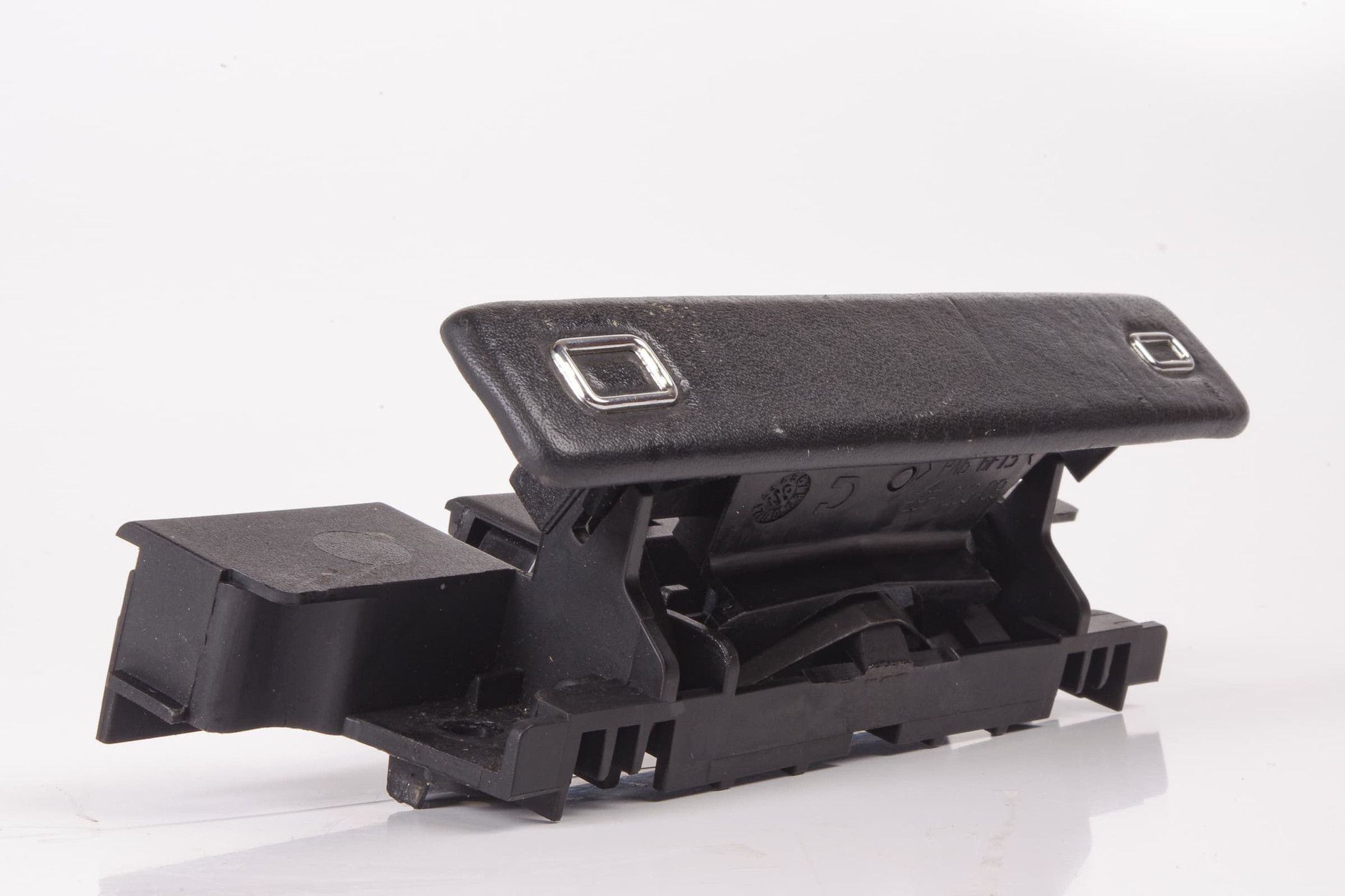 Mercedes 2156800884 Centre Console Latch | C215 CL