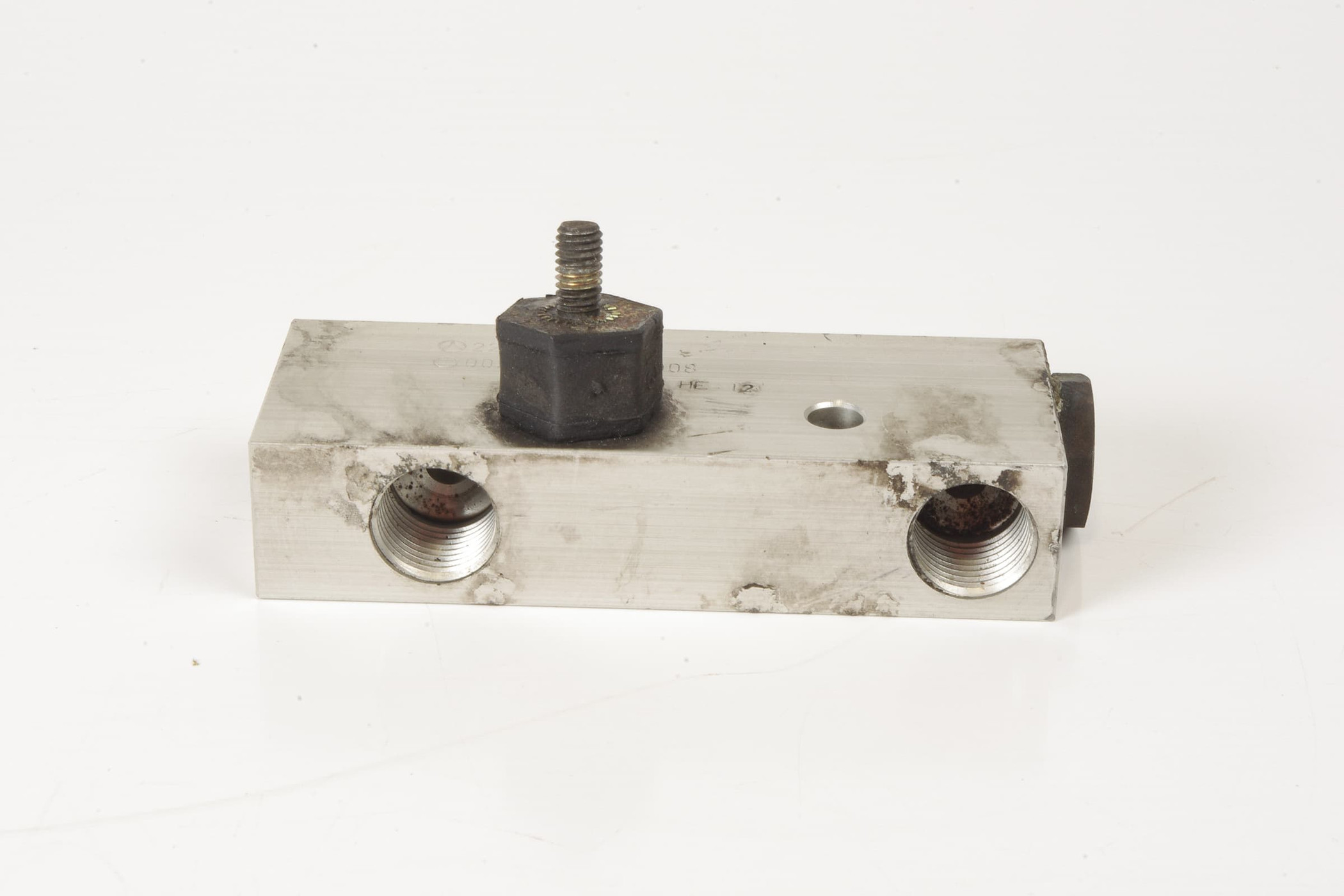 Mercedes 2203200251 ABC Distributor Block | C215 CL W220 S R230 SL