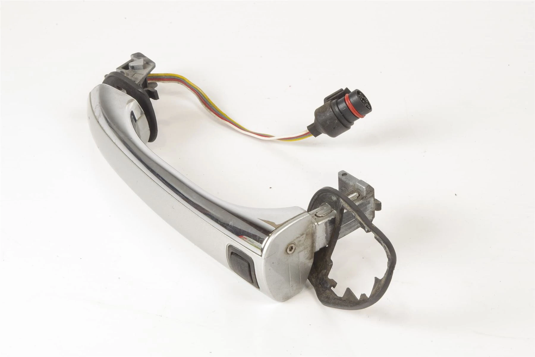 Mercedes 2157600570 Exterior Door Handle - Left Silver | C215 CL
