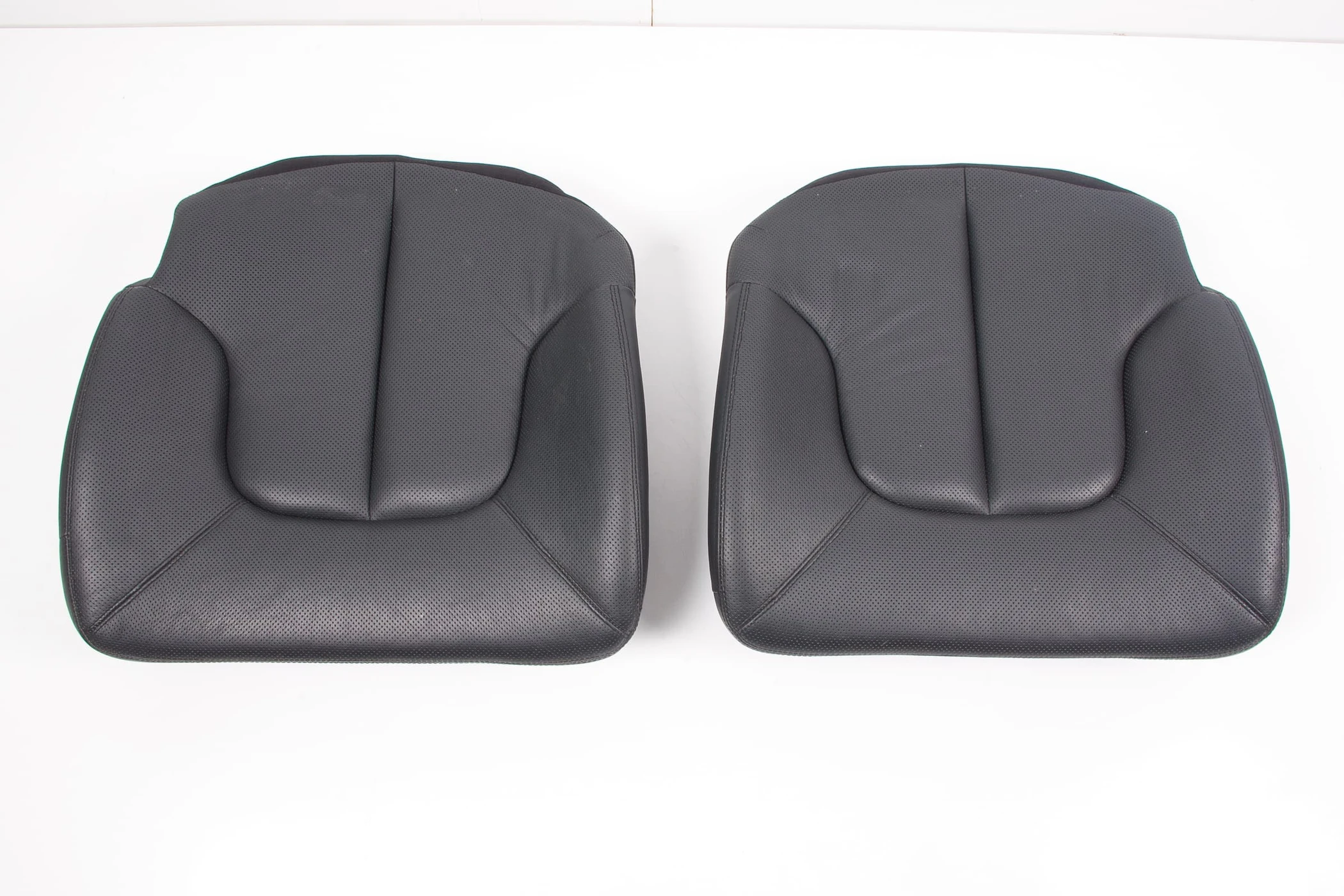 Mercedes 2159201347 Seat Bench - Rear Black | C215 CL