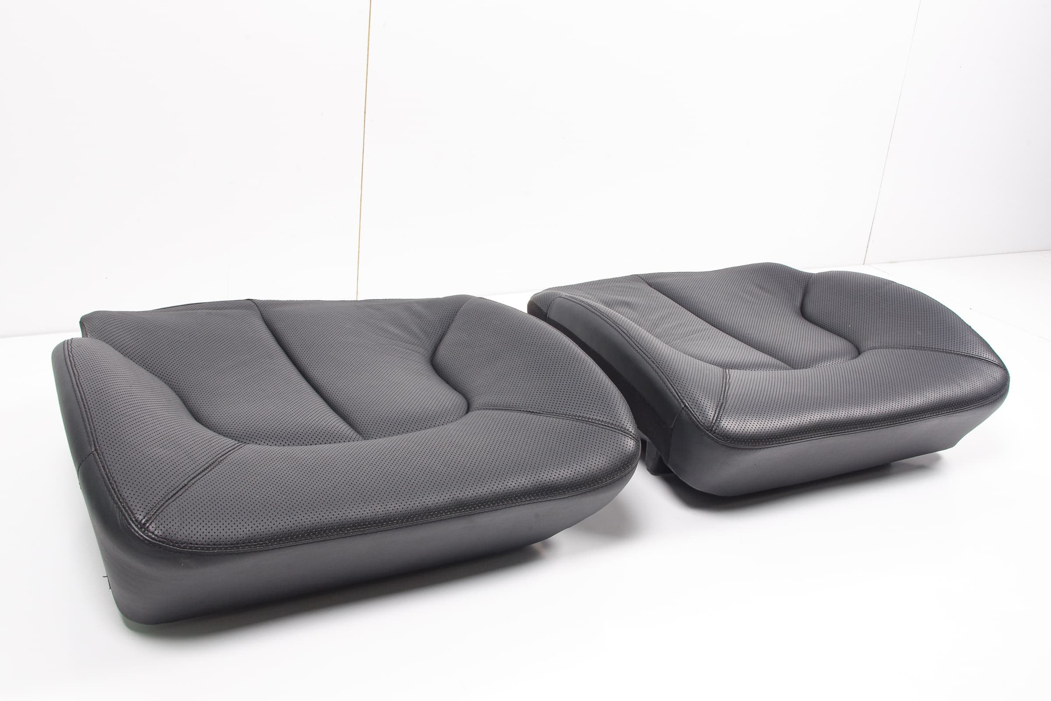 Mercedes 2159201347 Seat Bench - Rear Black | C215 CL